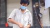 nguoi-thanh-nien-xin-2-hop-com-tu-thien-20451649