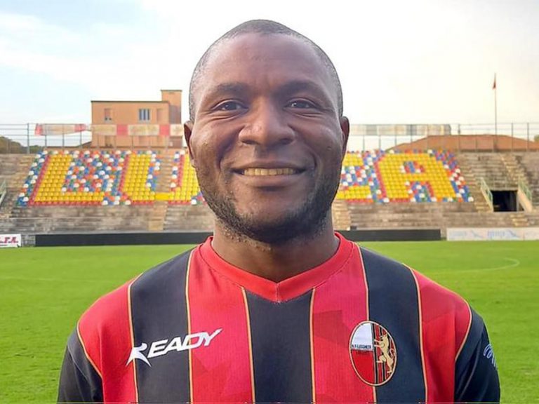 Joseph Minala – Tài năng trẻ bị nghi 42 tuổi của Lazio thoát cảnh thất nghiệp