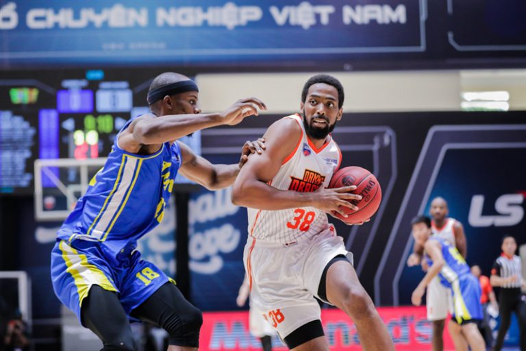 Game 19 VBA Premier Bubble Games: Danang Dragons chấm dứt chuỗi bất bại của Ho Chi Minh City Wings