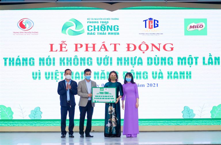 1.500 trường học trên cả nước “Nói không với nhựa dùng một lần”