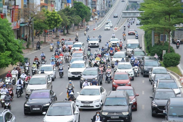 Hướng dẫn di chuyển cho người dân về Hà Nội khi thành phố chuyển cấp độ dịch từ “xanh” sang “vàng”
