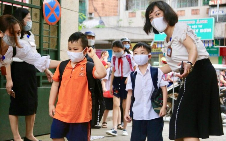 Hà Nội: Việc học sinh trở lại trường học phải từng bước thận trọng, không nóng vội