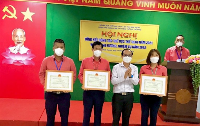 Trung tâm Huấn luyện và Thi đấu thể dục thể thao Bình Dương tổ chức Hội nghị tổng kết công tác thể dục thể thao