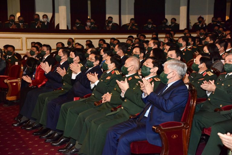Thủ tướng Phạm Minh Chính: Quân đội phụng sự nhân dân bằng tất cả tấm lòng và trái tim