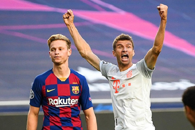 Robert Lewandowski hụt giải “Quả bóng Vàng” 2021, Thomas Muller muốn trút giận lên Barcelona