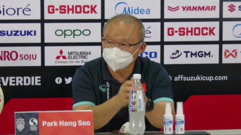 Huấn luyện viên Park Hang-seo tin tưởng đội tuyển Việt Nam có thể lật ngược được thế cờ