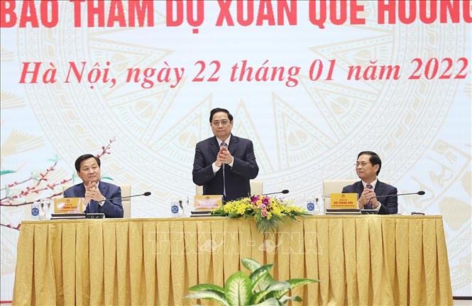 Thủ tướng: Cội nguồn Việt Nam luôn hiện hữu trong mỗi trái tim người Việt