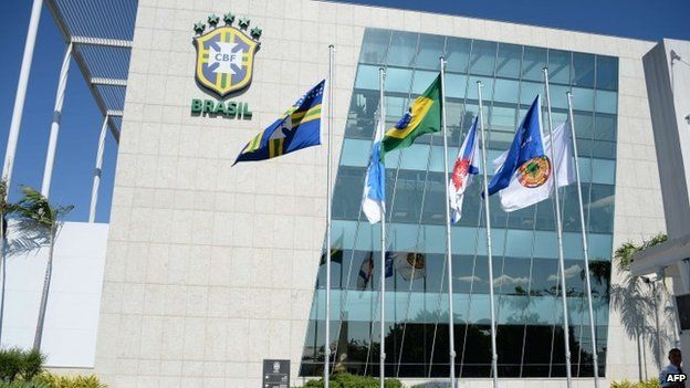 Brazil áp quy chế bắt buộc tiêm phòng COVID-19 với cầu thủ