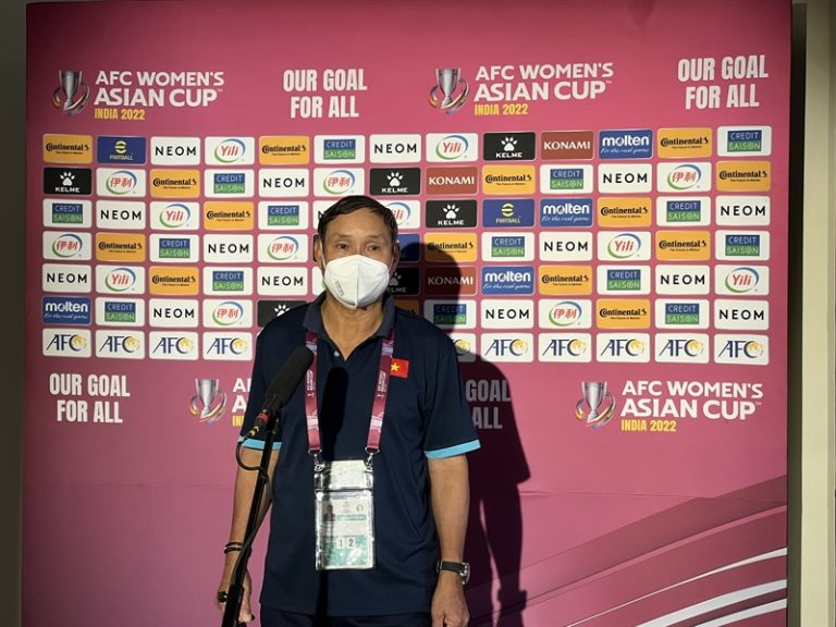 Huấn luyện viên Mai Đức Chung: “Chúng tôi sẽ không bỏ cuộc, tiếp tục cố gắng hết sức ở trận đấu gặp Myanmar”