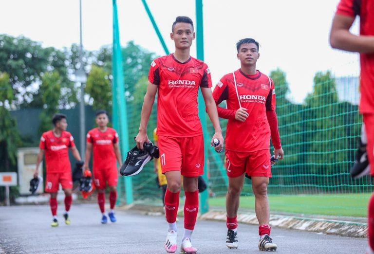 Đoàn Anh Việt thay thế Trần Hoàng Phúc trong nhóm “viện binh” cuối cùng của U23 Việt Nam