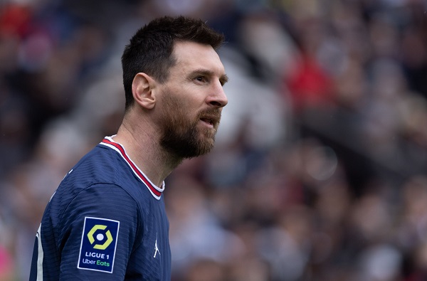 Lionel Messi tìm đường trở lại Barcelona