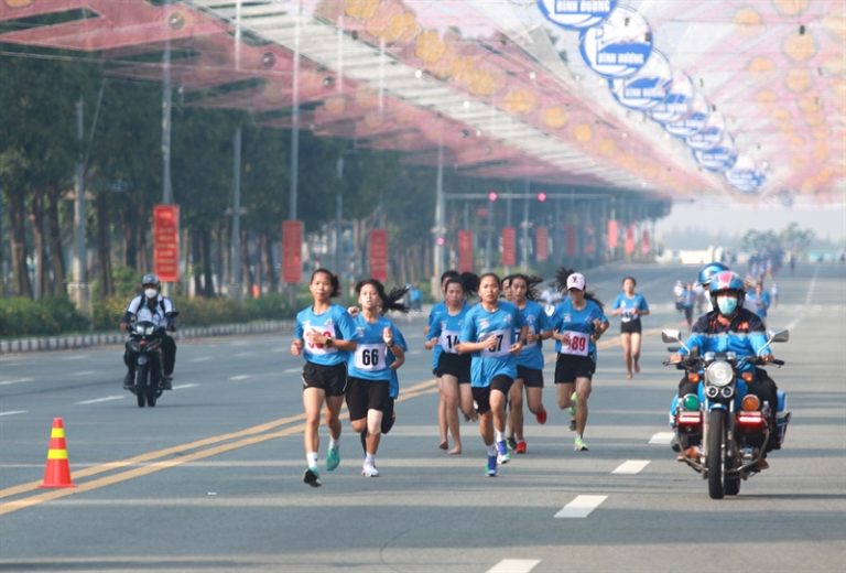 Sôi nổi đường chạy giải Việt dã BTV Number 1 lần thứ 23 năm 2022