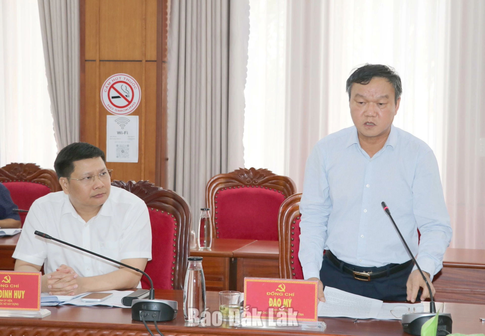 Phó Chủ tịch UBND tỉnh Đào Mỹ phát biểu tại cuộc họp.