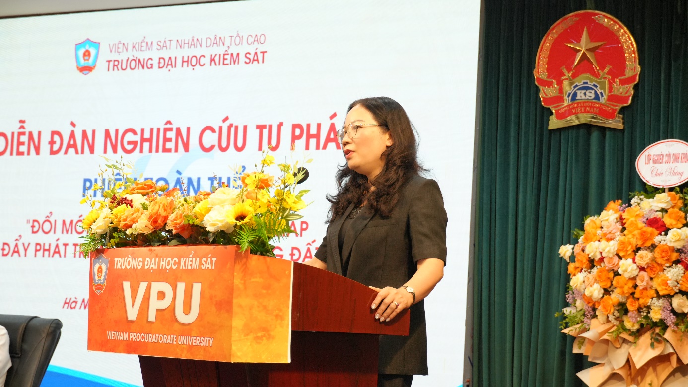 1779704606 837 hoan thien the che phap luat hien dai dong bo thuc day phat trien nhanh va ben vung dat nuoc 6a066