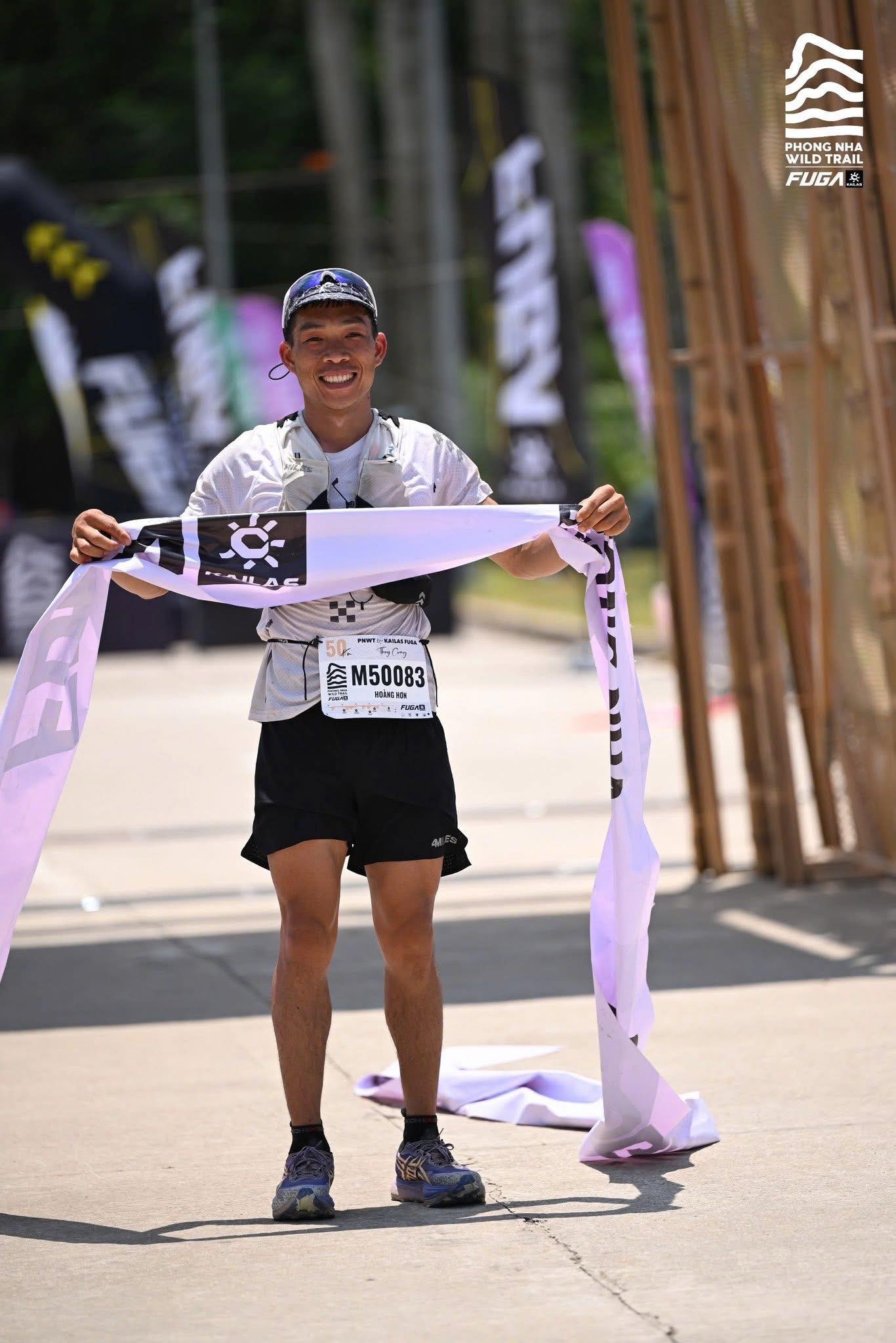 Hoàng Văn Hơn vô địch cự ly 50 km. Ảnh: BTC