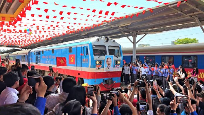Định hình Tập đoàn Đường sắt Quốc gia: Bước chuyển Định hình Tập đoàn Đường sắt Quốc gia: Bước chuyển chiến lược về mô hình và năng lực