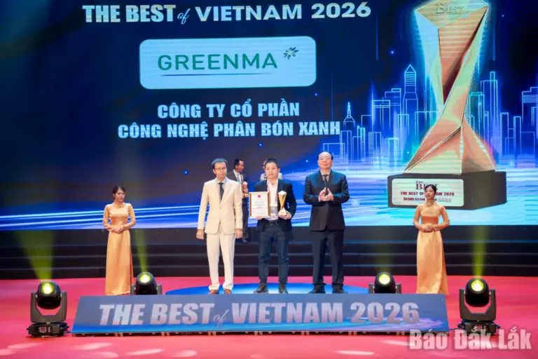 Giữ đất đỏ bazan Đắk Lắk: Khi nhà nông tìm câu trả lời từ phân bón hữu cơ Greenma