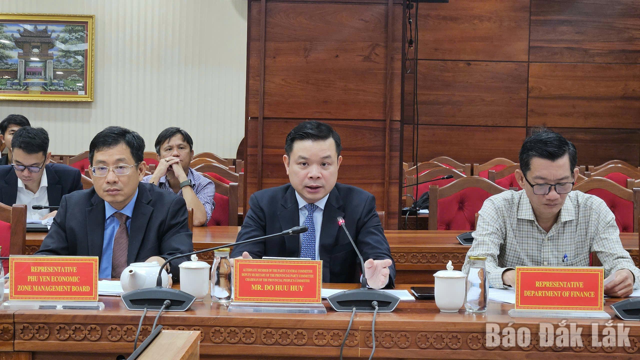 Chủ tịch UBND tỉnh Đỗ Hữu Huy làm việc với nhà đầu tư UAE về dự án Tổ hợp du lịch nghỉ dưỡng Vịnh Vũng Rô 3 Chủ tịch UBND tỉnh Đỗ Hữu Huy hoan nghênh các nhà đầu tư quốc tế đã quan tâm, tìm hiểu cơ hội đầu tư tại địa phương.