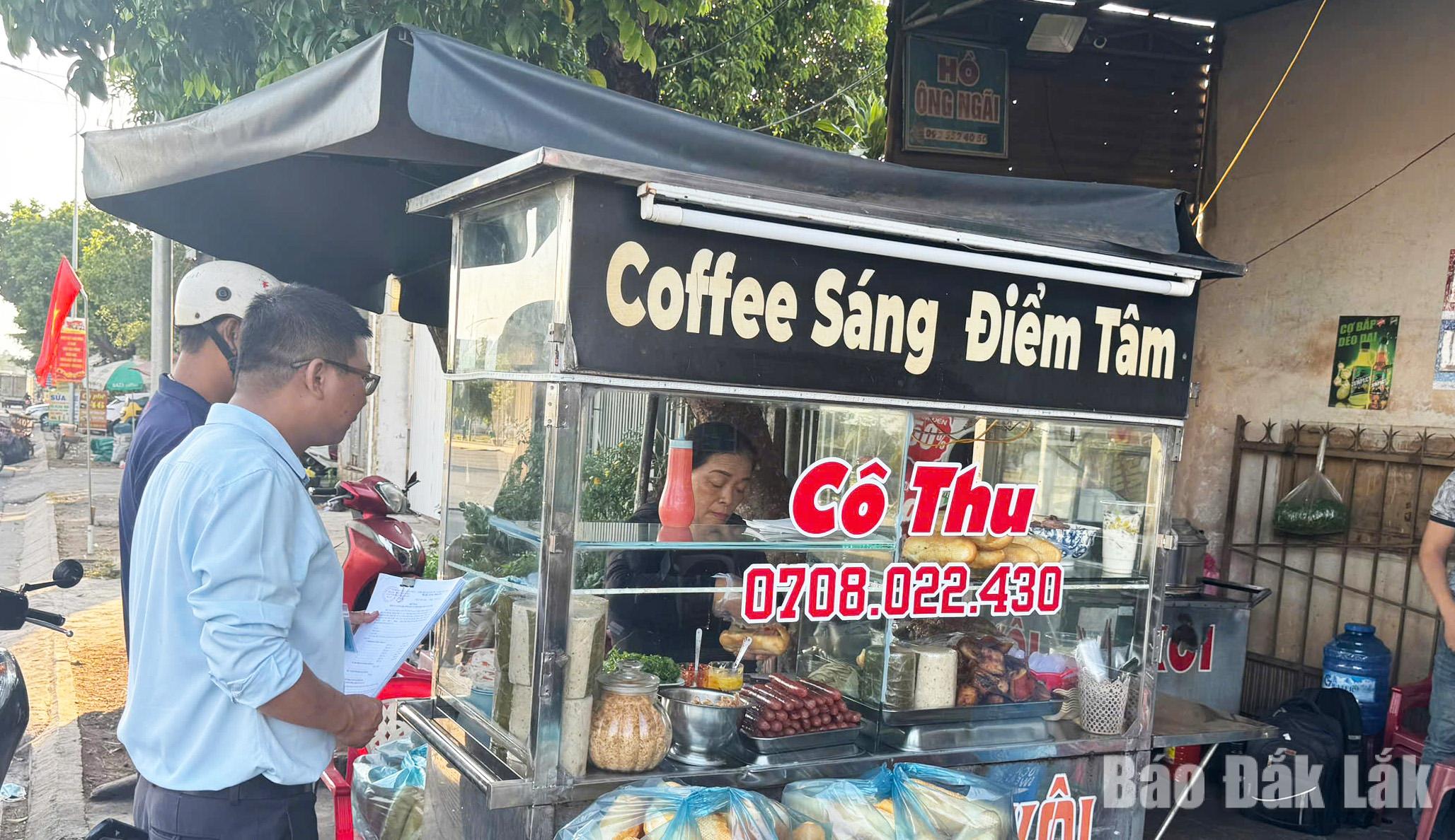 Đợt kiểm tra tập trung vào các bếp ăn tập thể, cơ sở dịch vụ ăn uống và thức ăn đường phốdịch vụ thức ăn đường phố