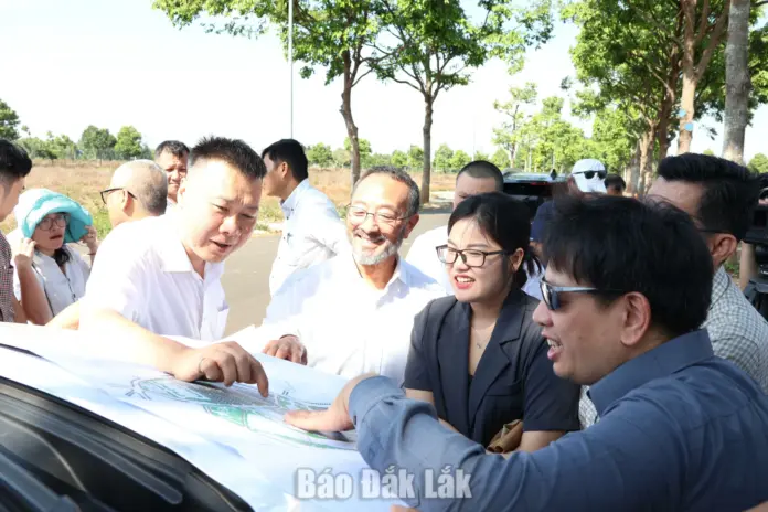 Đoàn công tác của VIFC-DN tìm hiểu dự án Khu đô thị sinh thái văn hóa du lịch dân tộc Đắk Lắk.