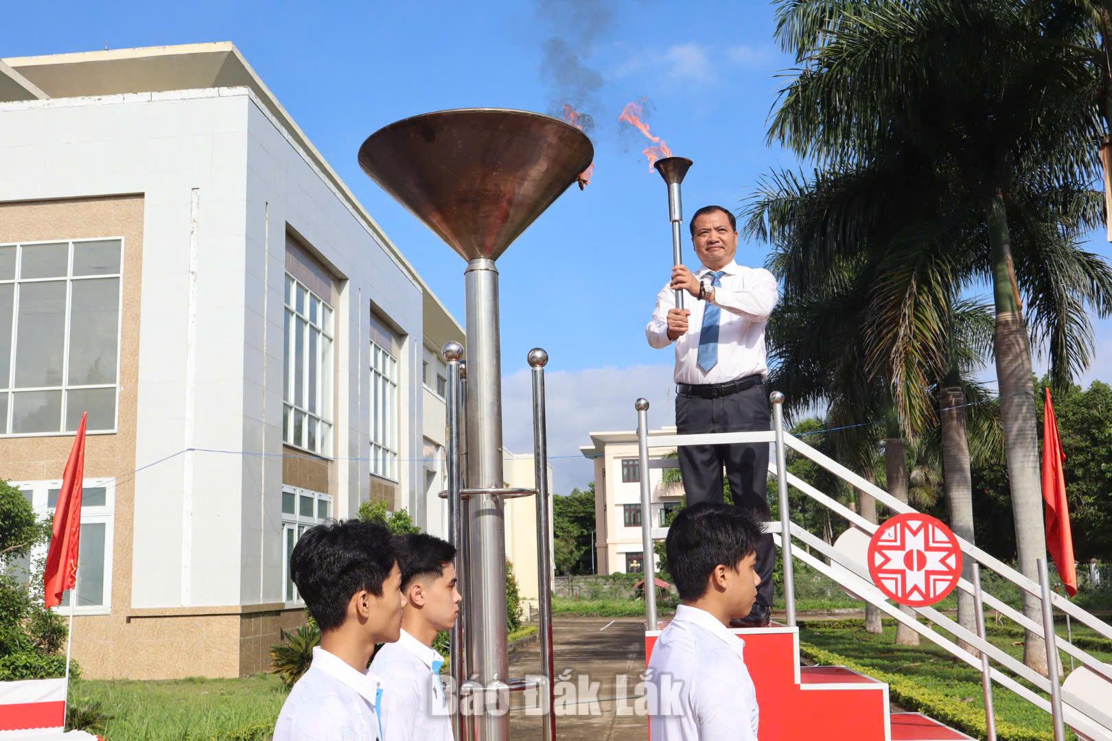 Gần 400 vận động viên tham gia Đại hội Thể dục thể thao xã Dray Bhăng lần thứ I, năm 2026 2 th
