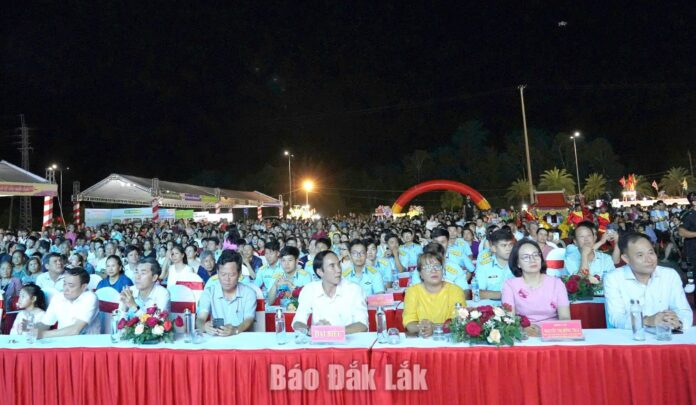 Đặc sắc chương trình nghệ thuật "Đắk Lắk - Sắc màu di sản miền biển"