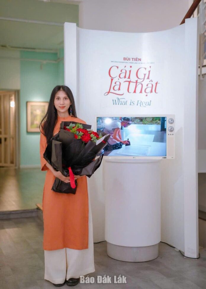 Họa sĩ trẻ Bùi Tiên và niềm đam mê tranh Họa sĩ trẻ Bùi Tiên và niềm đam mê tranh lụa