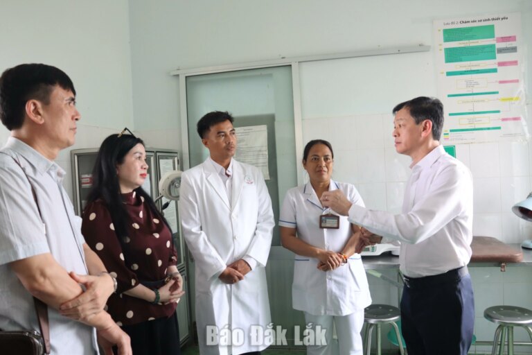 Nâng cao năng lực y tế cơ sở: Hướng đến quản lý sức khỏe toàn dân