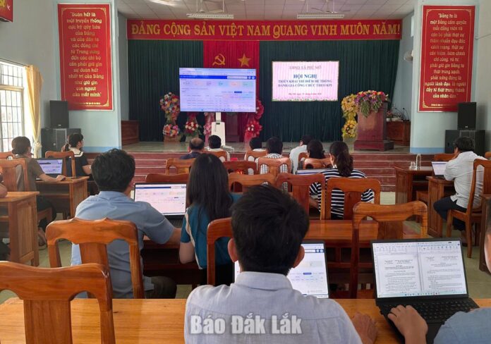 Phú Mỡ triển khai thí điểm Hệ thống đánh giá cán bộ, công chức theo KPI