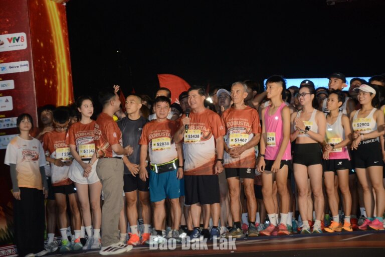 Sôi nổi Giải chạy Buôn Ma Thuột Robusta Half Marathon VTV8 2026