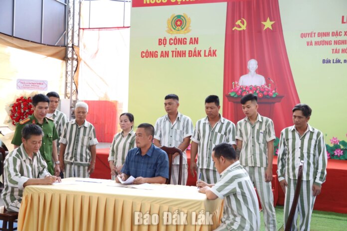 Trao cơ hội để làm lại cuộc đời