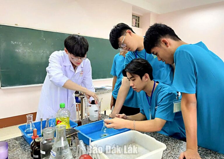 Trường Đại học Tây Nguyên: Phát huy năng lực nghiên cứu khoa học của sinh viên