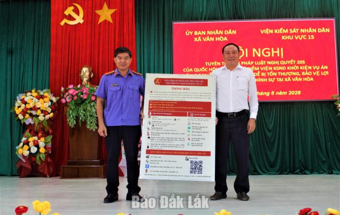 Tuyên truyền Nghị quyết số 205/2025/QH15 đến người dân Vân Hòa