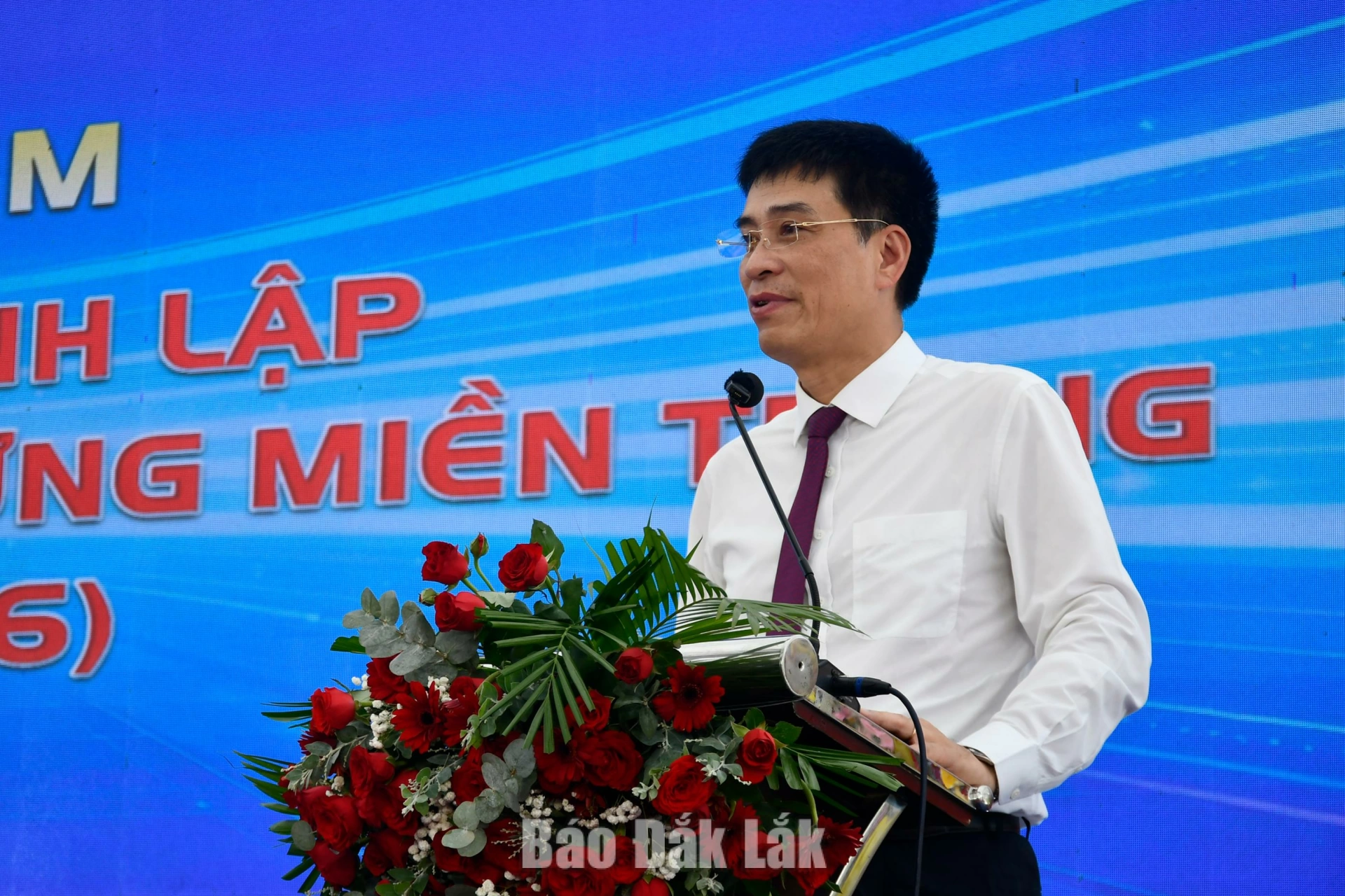 PGS.TS. Phạm Minh Hà, Thứ trưởng Bộ Xây dựng phát biểu tại buổi lễ.