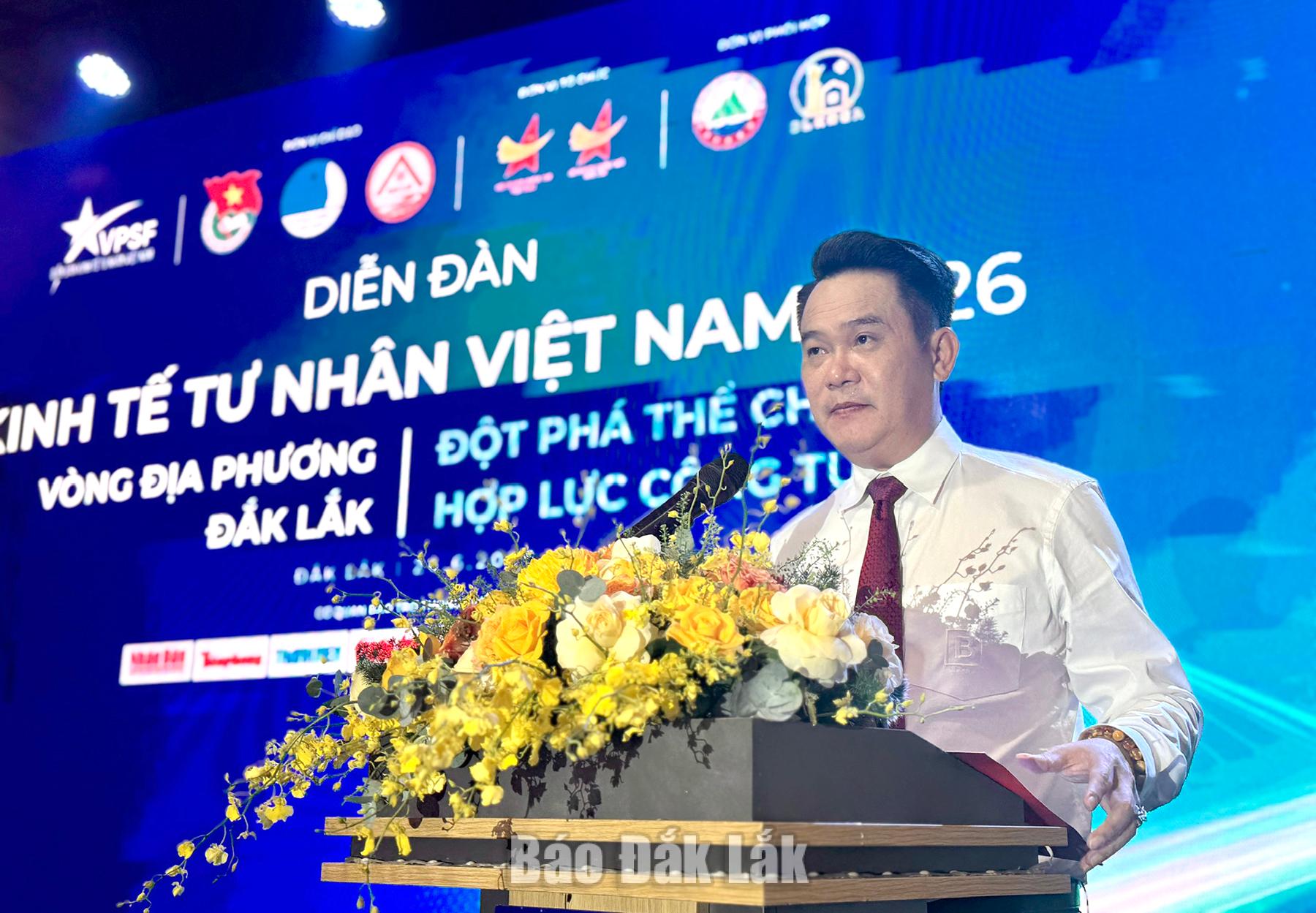Ủy viên Ủy ban Trung ương Mặt trận Tổ quốc Việt Nam, Phó Chủ tịch Hội Liên hiệp thanh niên Việt Nam, Chủ tịch Hội Doanh nhân trẻ Việt Nam Đặng Hồng Anh phát biểu khai mạc diễn đàn.