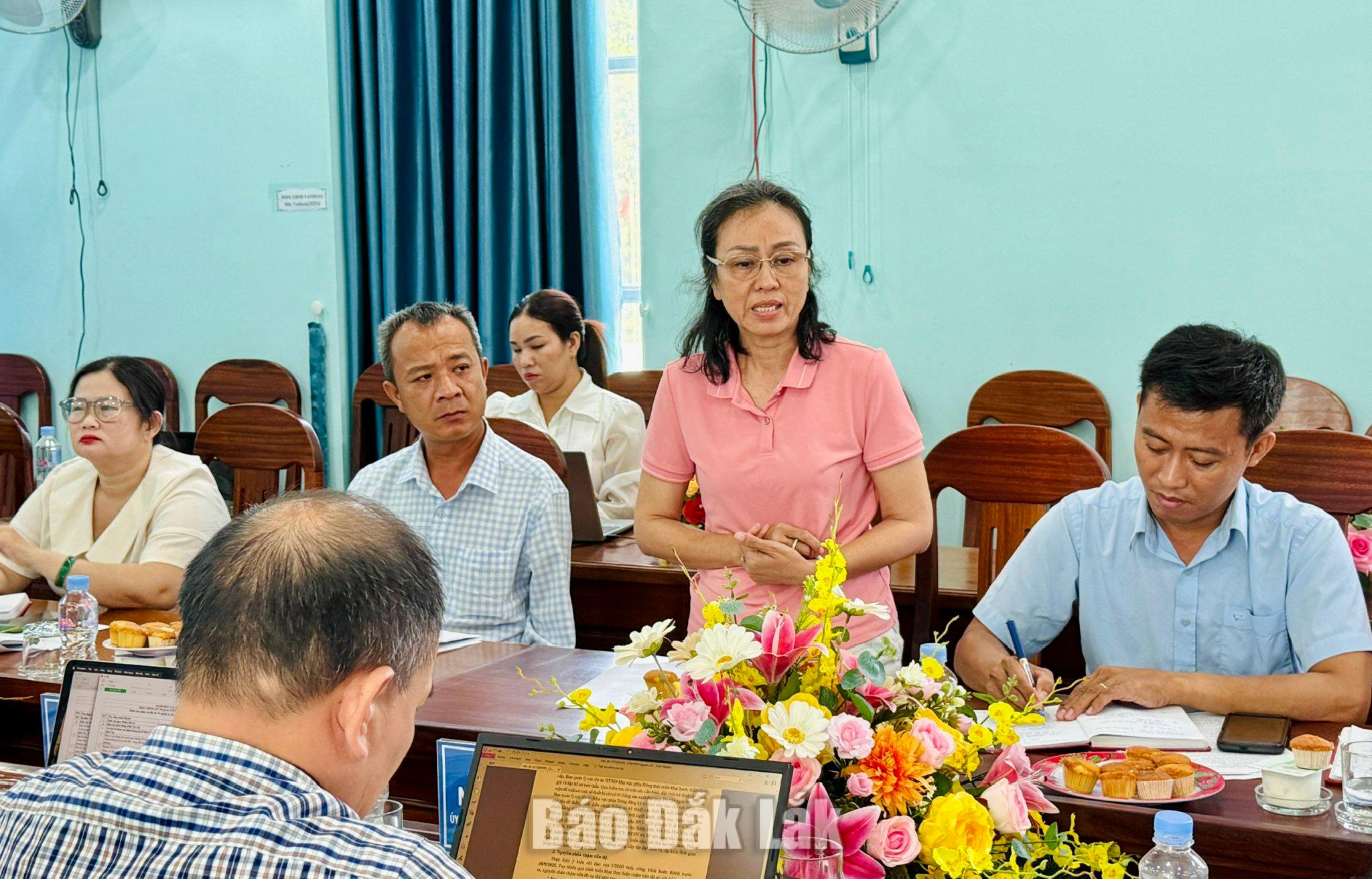 Ban Văn hóa - Xã hội HĐND tỉnh giám sát hoạt động du lịch tại xã Vân Hòa 2 Đại diện các cơ sở kinh doanh du lịch trên địa bàn xã nêu kiến nghị tại buổi giám sát.