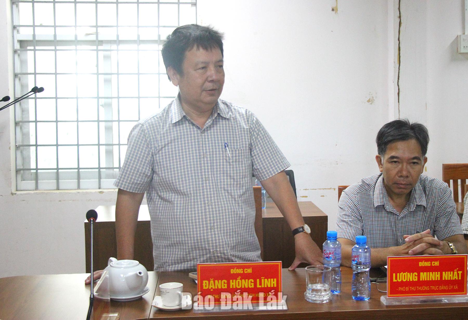 Bí thư Đảng ủy xã Hòa Xuân Đặng Hồng Lĩnh phát biểu tại buổi làm việc.