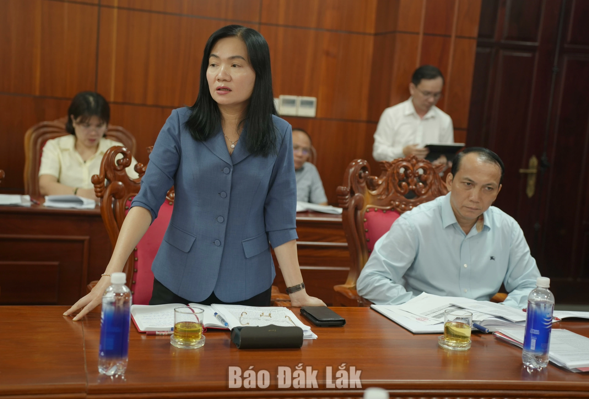 Tăng cường trách nhiệm, xử lý dứt điểm các vụ việc thi hành án tồn đọng 4 Đồng chí Đinh Thị Thu Thanh, Ủy viên Ban Thường vụ Tỉnh ủy, Trưởng ban Tuyên giáo và Dân vận Tỉnh ủy phát biểu tại buổi làm việc.