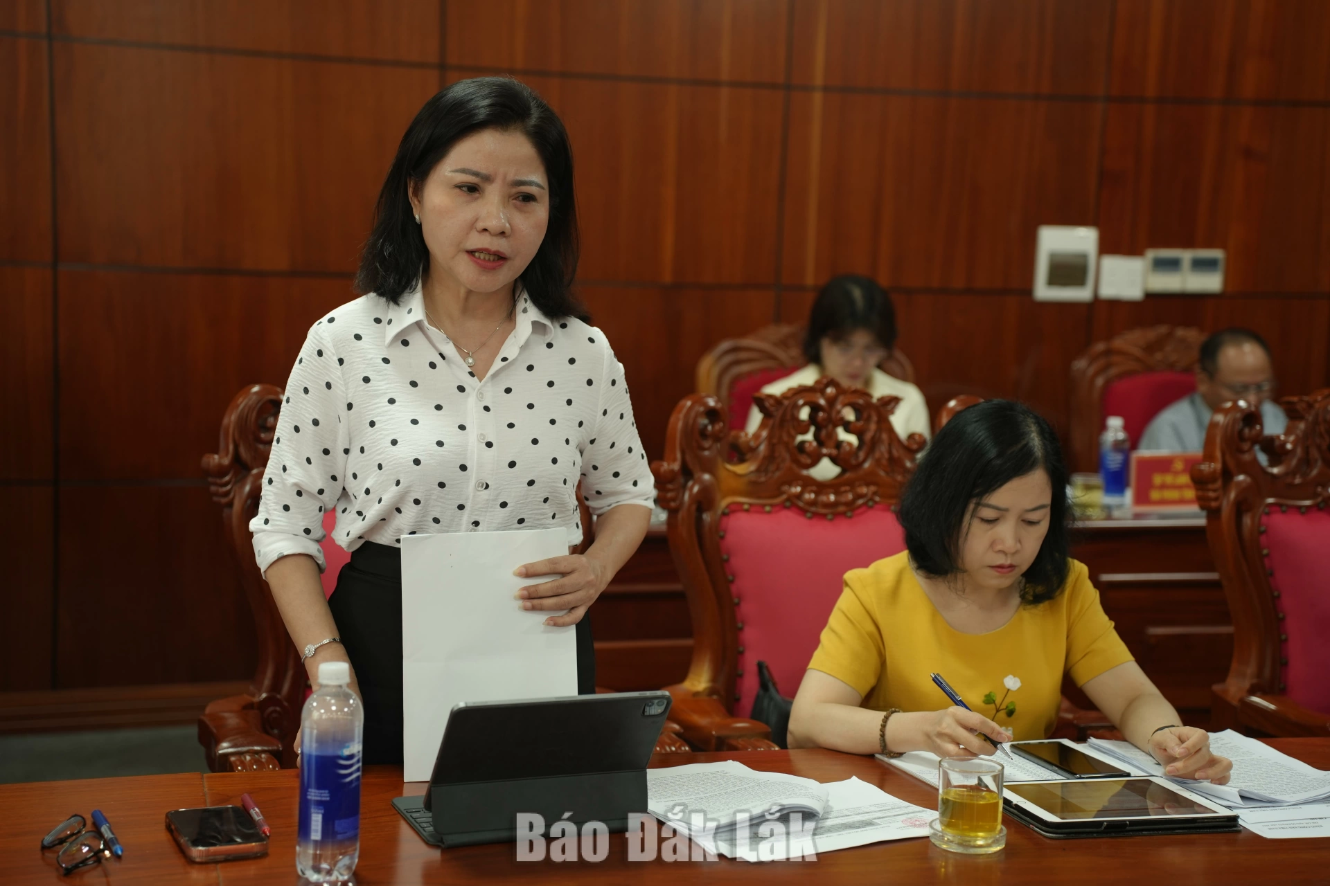Tăng cường trách nhiệm, xử lý dứt điểm các vụ việc thi hành án tồn đọng 6 Phó Trưởng đoàn chuyên trách Đoàn ĐBQH tỉnh Nguyễn Thị Thu Nguyệt phát biểu tại buổi làm việc.