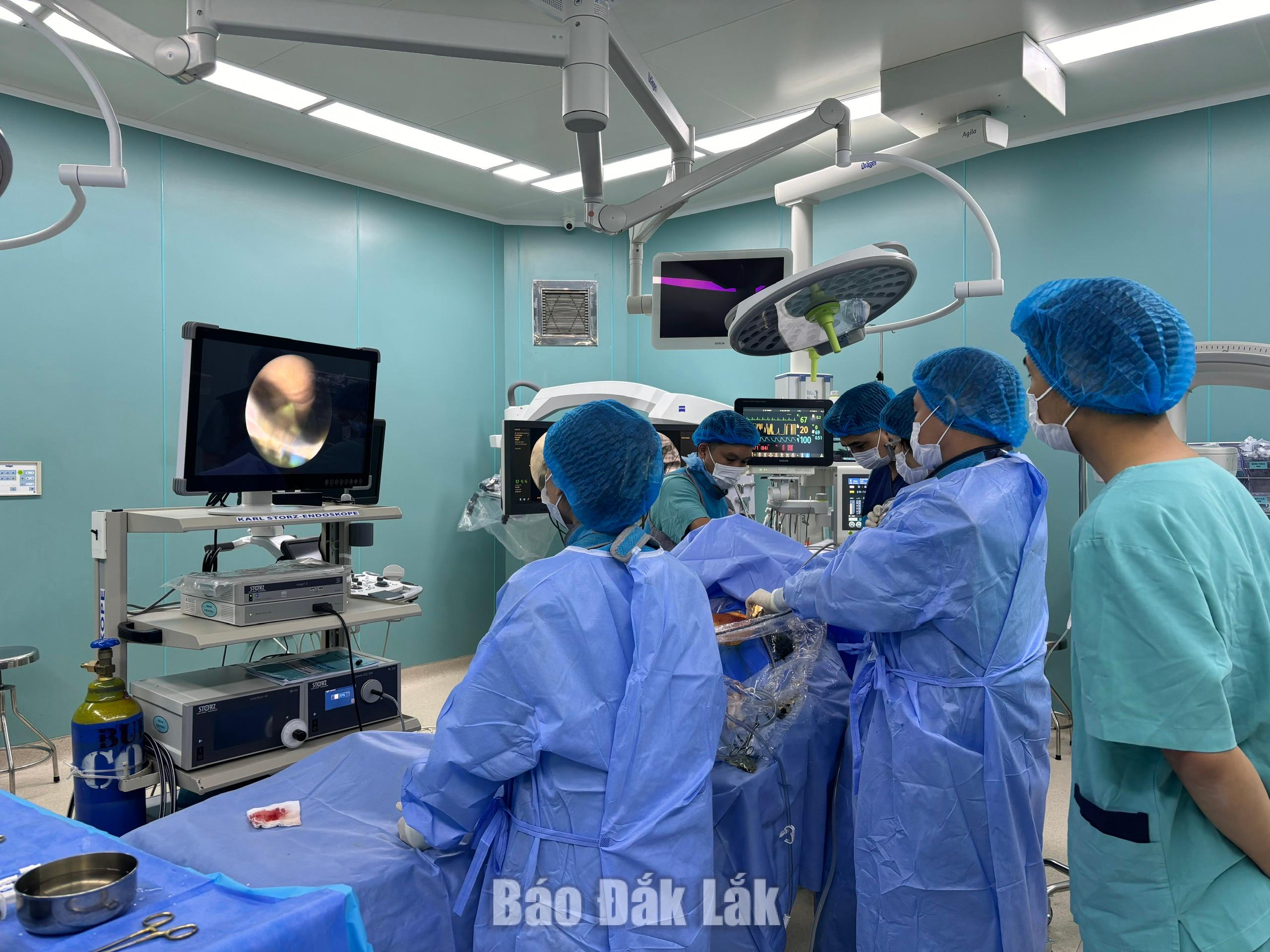 Tán sỏi mật qua da bằng laser: Phương pháp điều trị tối ưu cho bệnh nhân sỏi đường mật phức tạp 1 hinhledinhlinh3 20260527110952 20260612102033