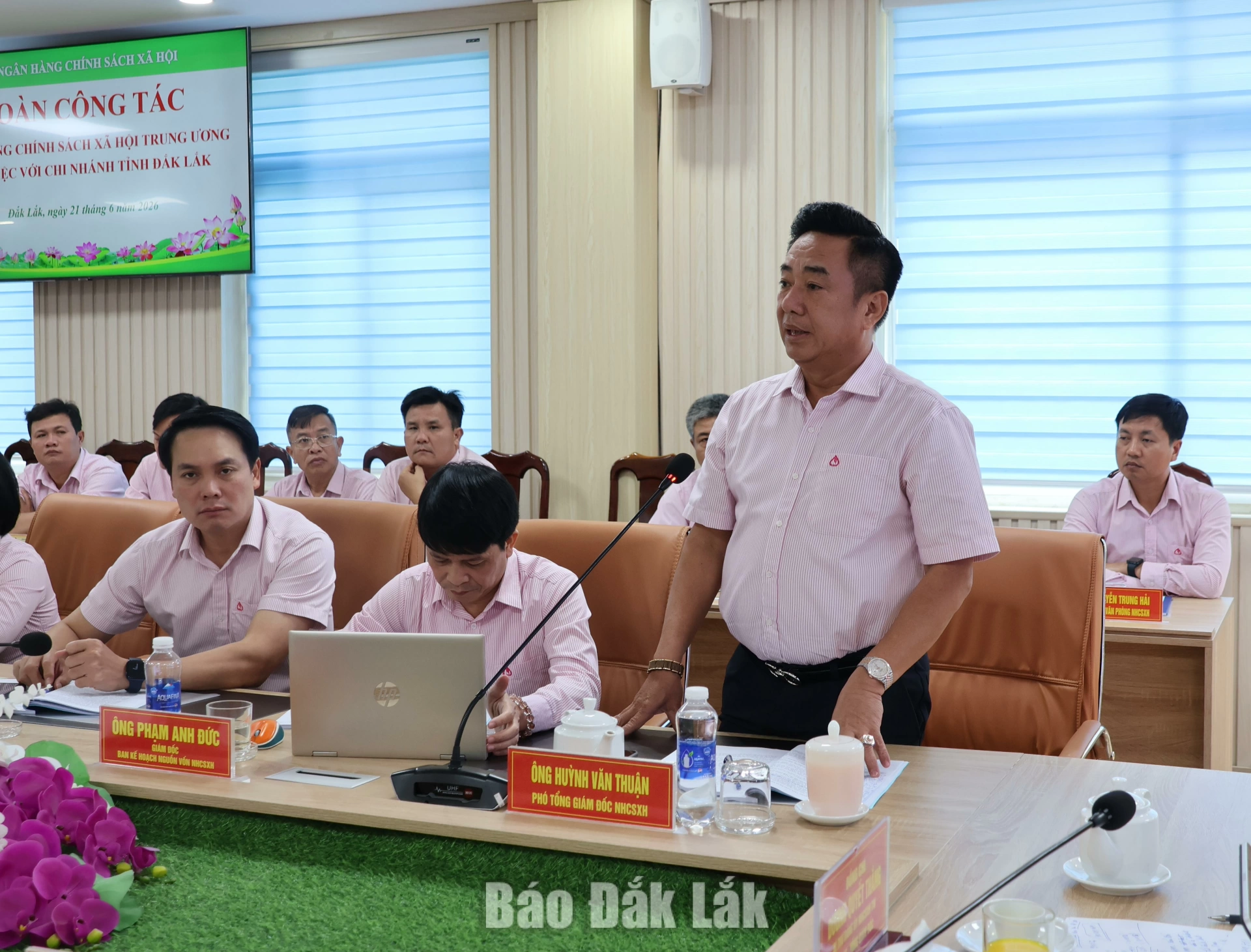 Tín dụng chính sách tại Đắk Lắk tăng trưởng tích cực, an toàn 4 Ông Huỳnh Văn Thuận - Phó Tổng Giám đốc NHCSXH nêu một số nội dụng