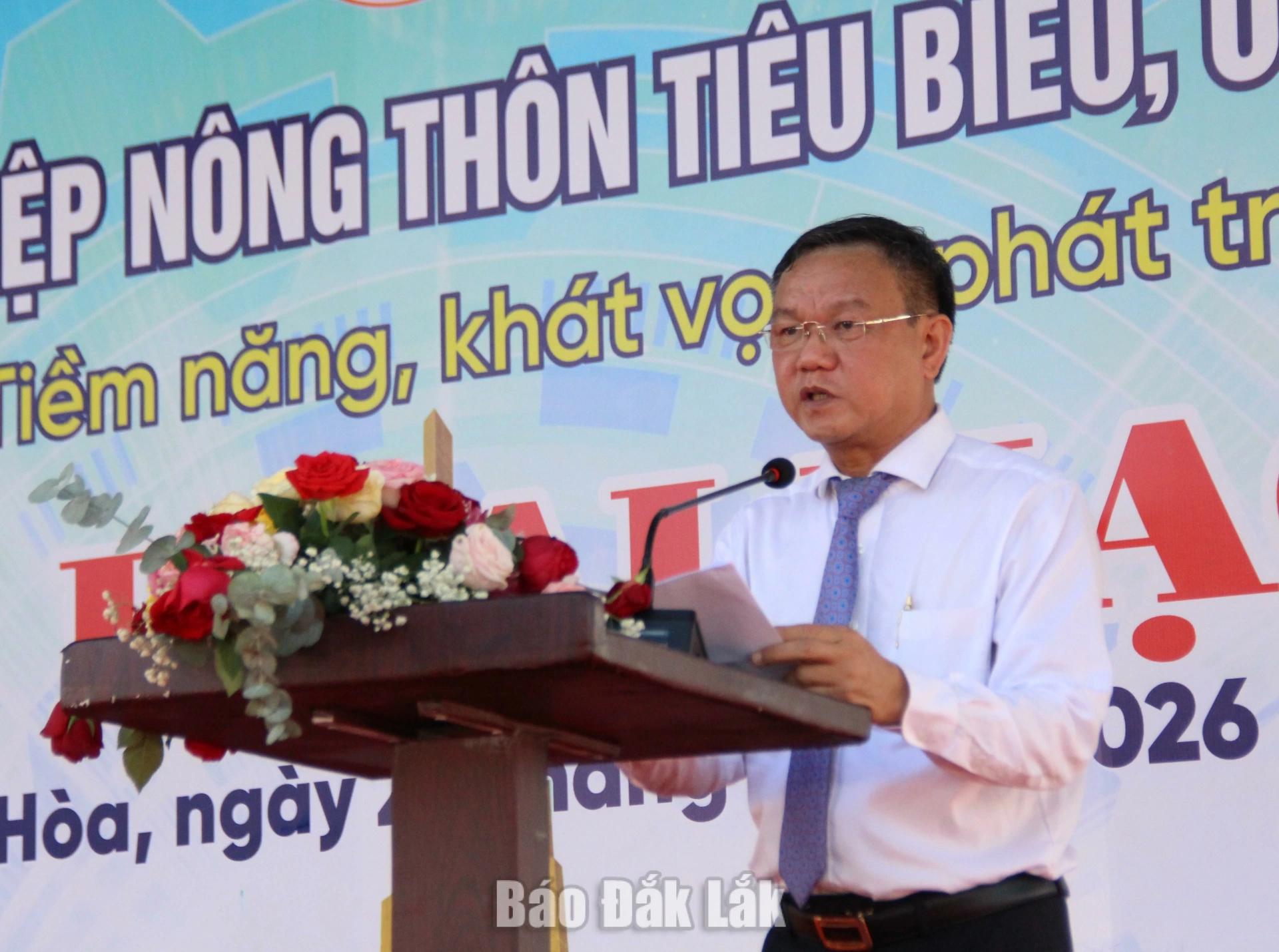 Tỉnh ủy, viên, Phó Chủ tịch UBND tỉnh Đào Mỹ phát biểu tại lễ khai mạc.