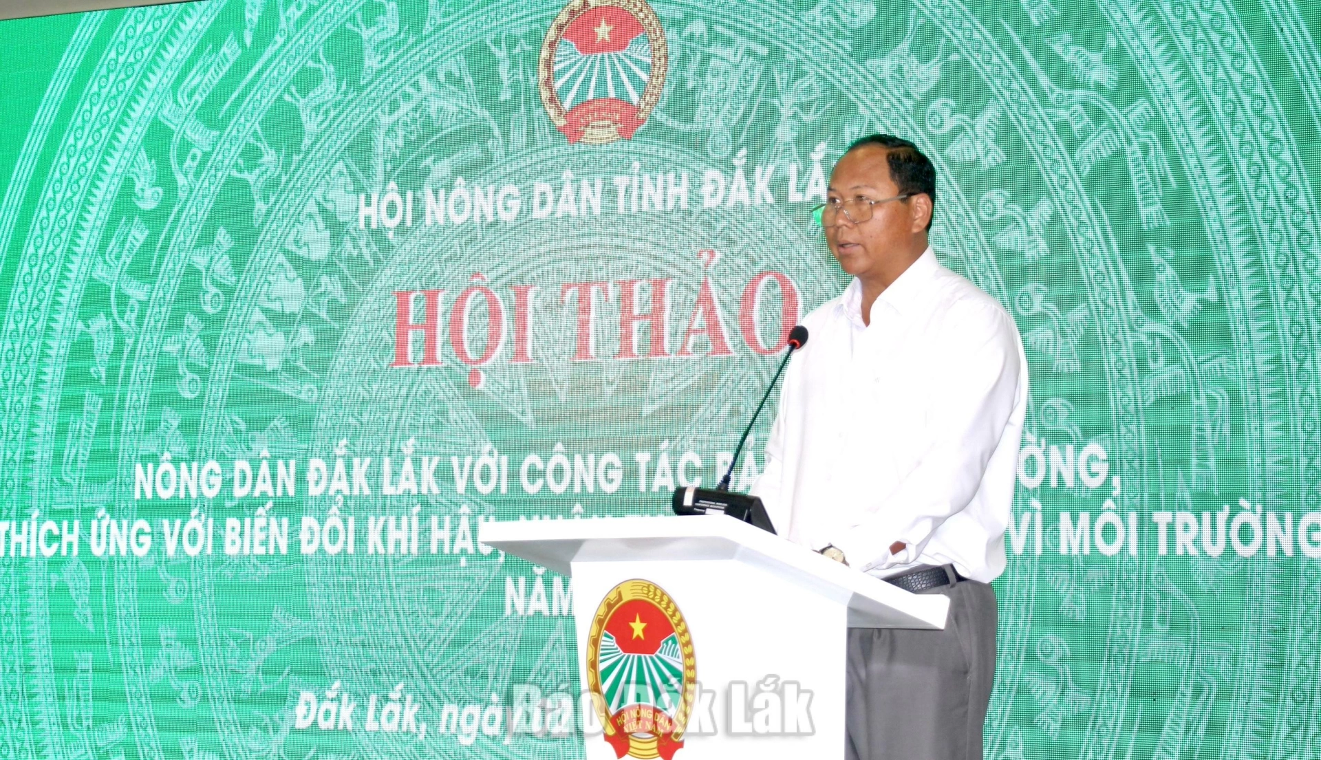 Phát huy vai trò nông dân trong bảo vệ môi trường, thích ứng biến đổi khí hậu 2 Chủ tịch Hội Nông dân tỉnh