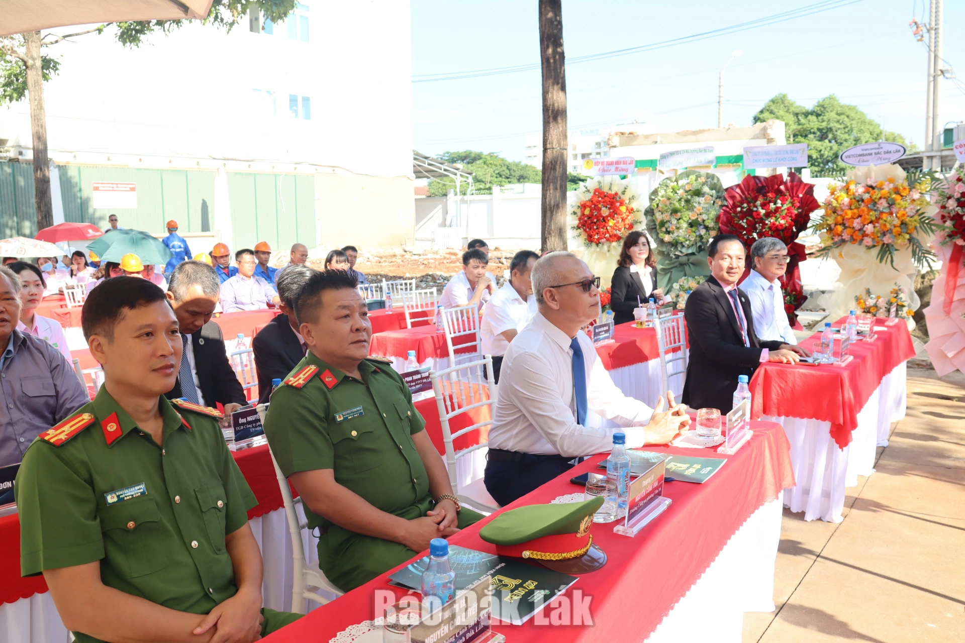 Bệnh viện Mắt Tây Nguyên khởi công xây dựng khối nhà khám và điều trị kỹ thuật cao 1 Đại biểu tham dự tại buổi lễ.