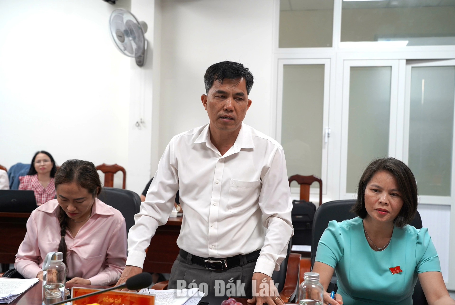 Phó Giám đốc Sở GD-ĐT Nguyễn Xuân Đá phát biểu tại buổi làm việc.