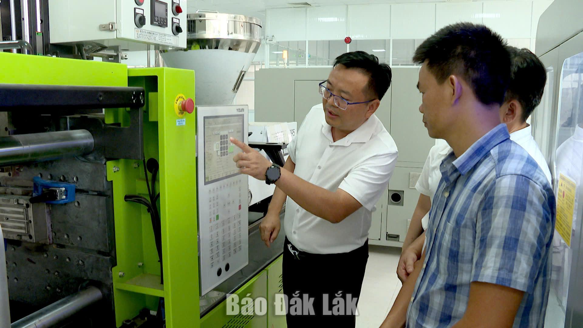 Khẳng định vai trò của doanh nghiệp 1 mat kinh 2 20260614133343 20260616232851