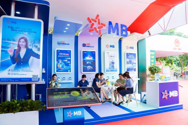 MB đồng hành cùng doanh nghiệp quân đội thúc đẩy chuyển đổi số và phát triển bền vững 2 mb dong hanh cung doanh nghiep quan doi thuc day chuyen doi so va phat trien ben vung 6a346d4ed714d.