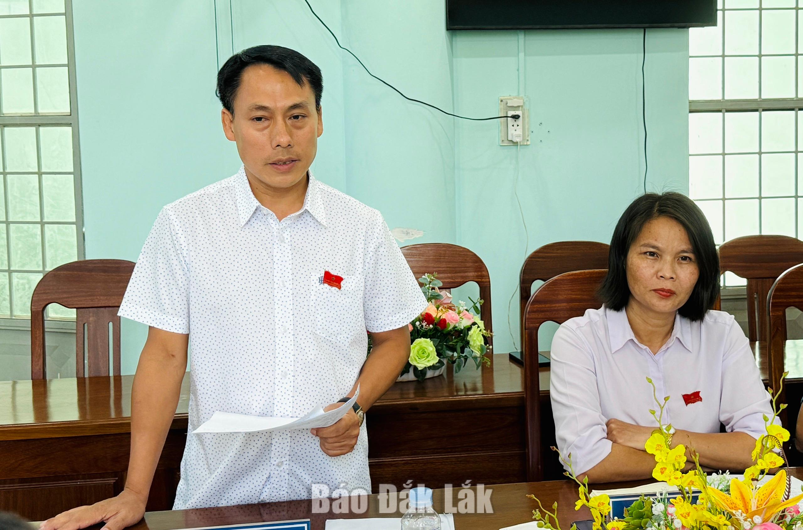 Ban Văn hóa - Xã hội HĐND tỉnh giám sát hoạt động du lịch tại xã Vân Hòa 4 Phó Trưởng Ban Văn hóa - Xã hội, HĐND tỉnh Nguyễn Ngọc Hoàng phát biểu tại buổi làm việc.