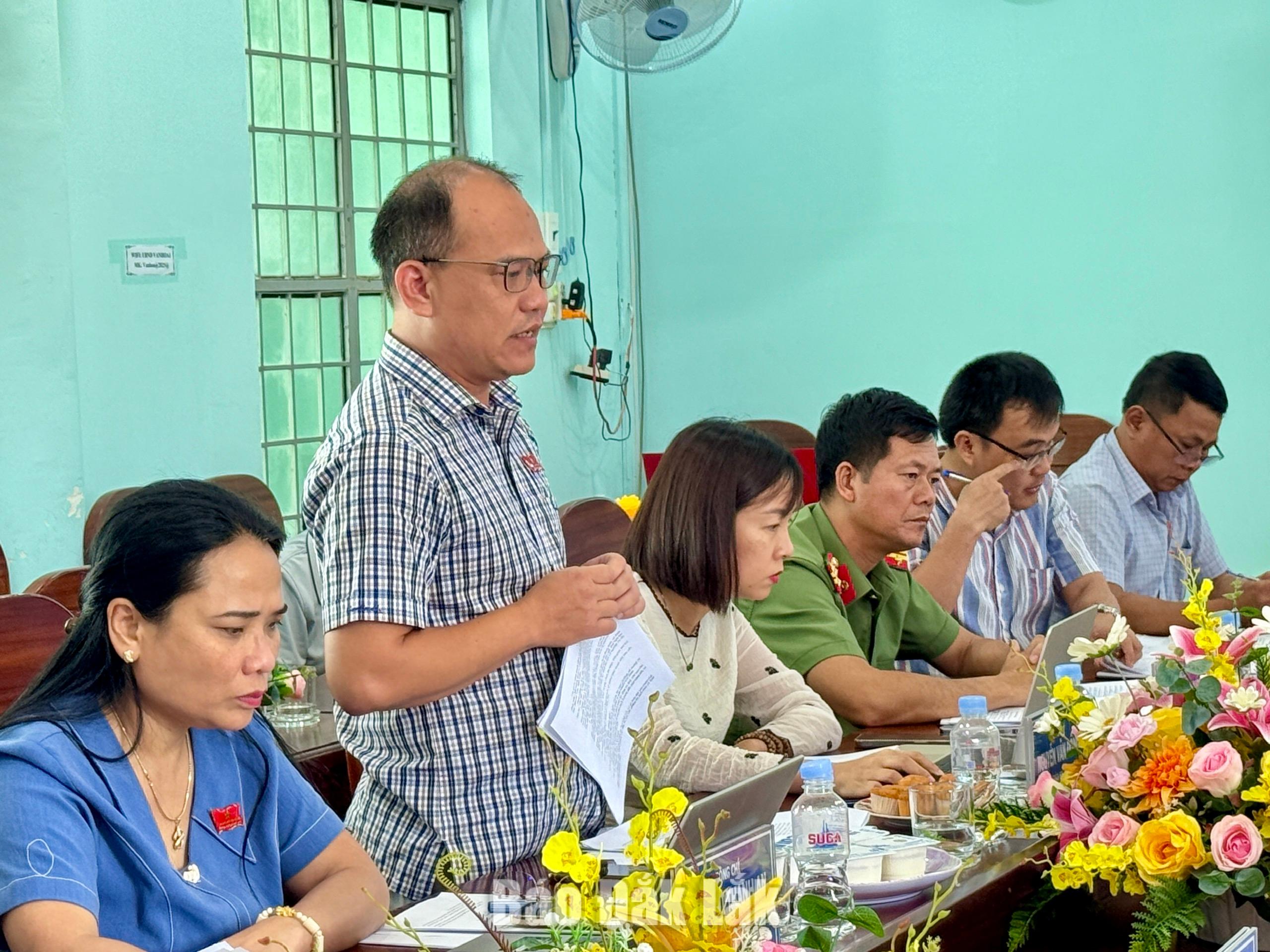 Ban Văn hóa - Xã hội HĐND tỉnh giám sát hoạt động du lịch tại xã Vân Hòa 3 Thành viên đoàn giám sát đã trao đổi, làm rõ một số nội dung liên quan.