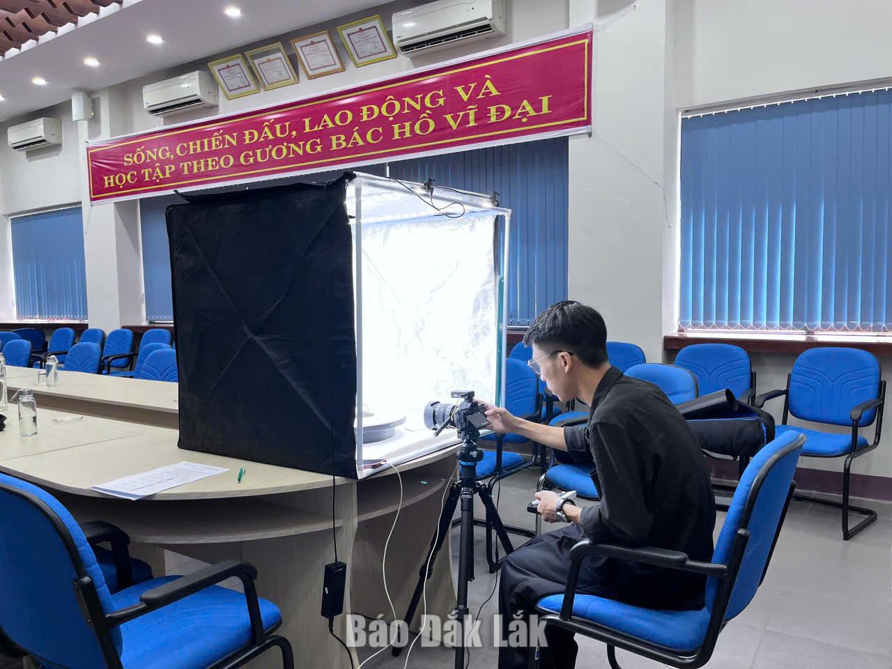 Số hóa hiện vật trưng bày tại Bảo tàng Đắk Lắk